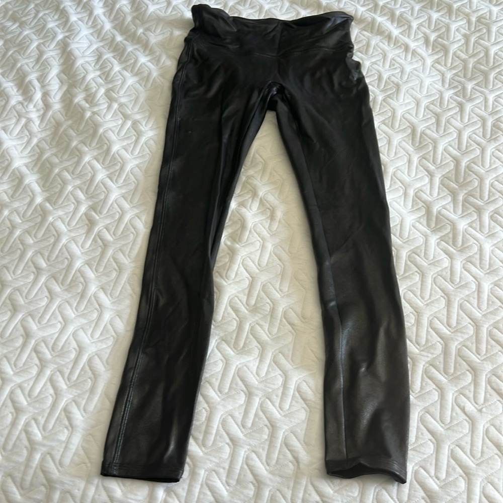 SPANX Faux Leather Leggings Black Women’s Size Small 2437